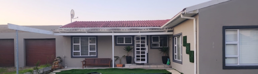 To Let 3 Bedroom Property for Rent in Bothasig Western Cape